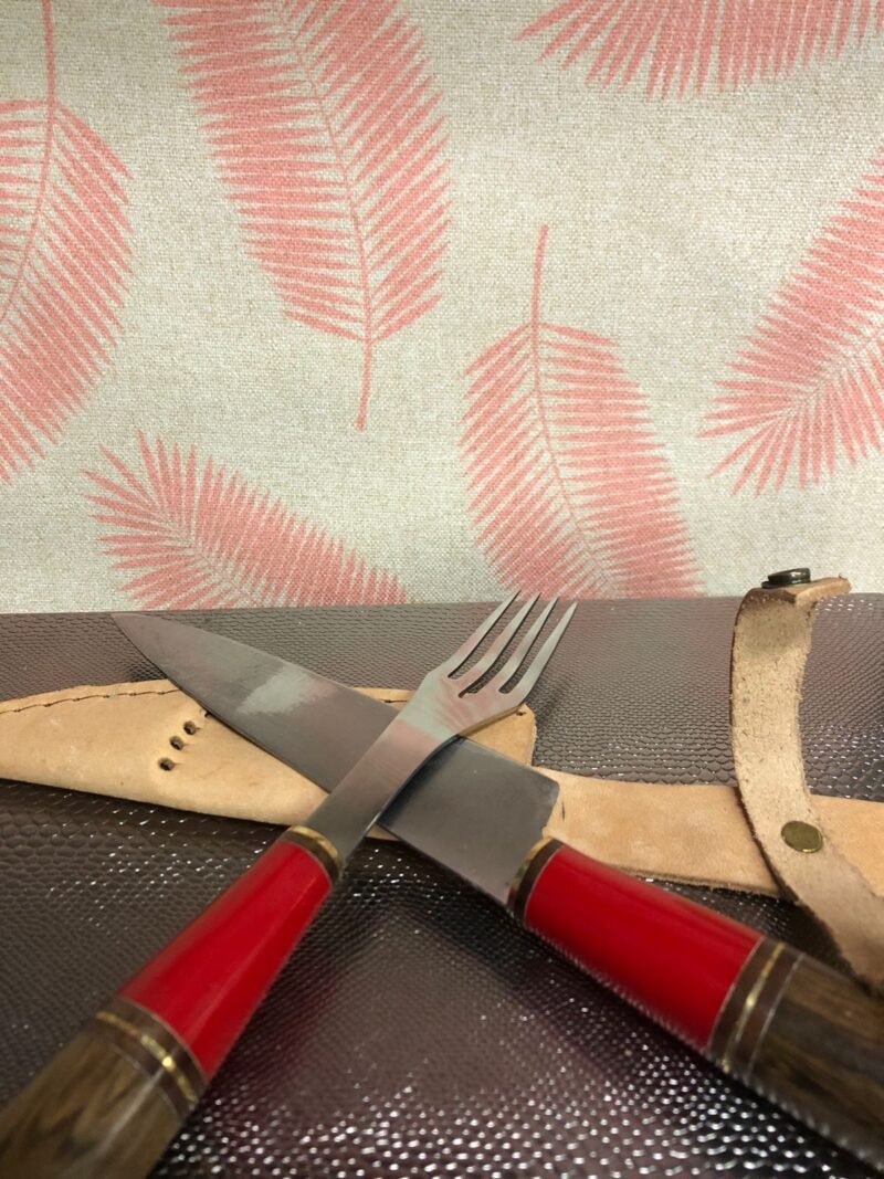 Cuchillo con tenedor