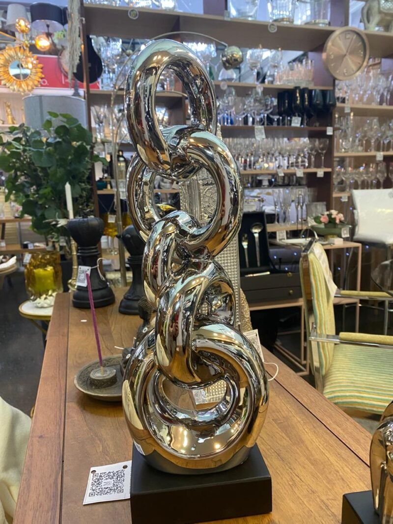 Figura Ceramica // CADENAS//