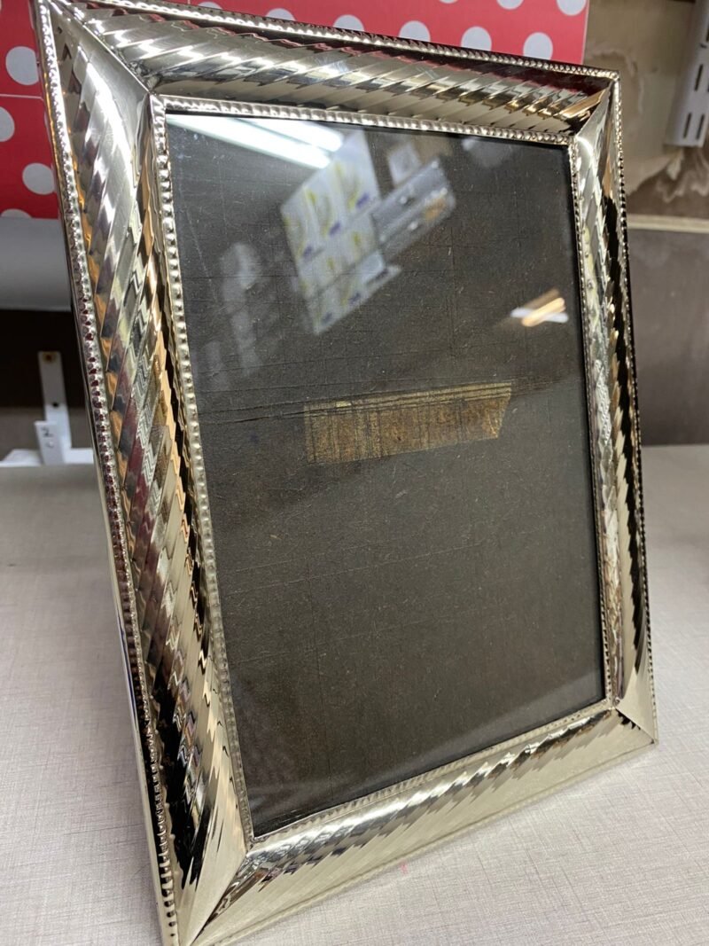 Imagen de WhatsApp 2025-10-23 a las 09.16.09_4f3b74e9 Porta retratos 20x25