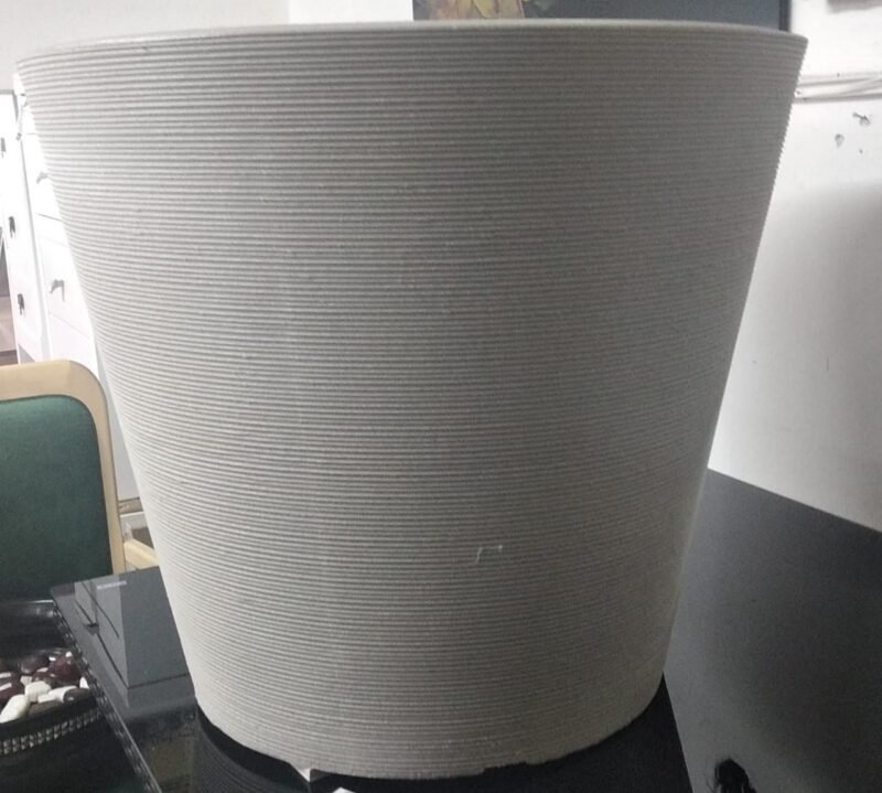 Maceta Baja Linea cemento 58x051