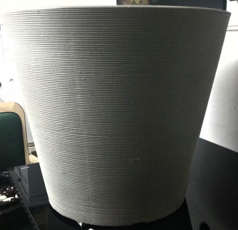 Maceta Baja Linea cemento 58x051