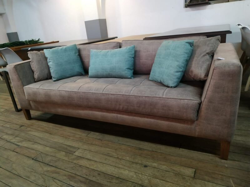 WhatsApp Image 2022-12-23 at 18.35.59 Sillon Lucia de 2,20mts - 20% OFF EN EFECTIVO