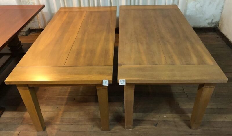 WhatsApp Image 2023-11-18 at 09.56.04 Mesa de Comedor Open con tapa Newdor Guatambu. Lustre Armilar. Medidas 1,80 x 0,91 x 0,75 h // 30% OFF EN EFECTIVO