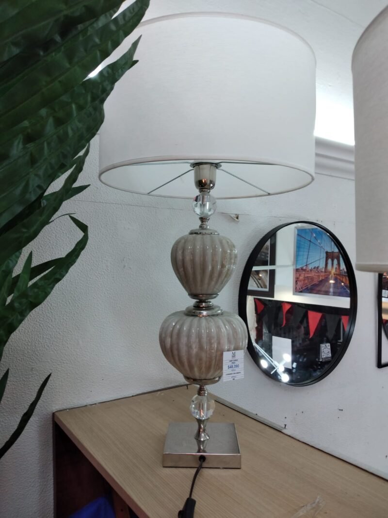 Lampara de Mesa Legrand-30%OFF EN EFECTIVO