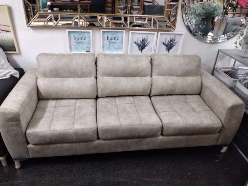 sillon francisca sin cabezal beige Sofa Francisca Sin Sistema Cabezal- 40% OFF EN EFECTIVO - 20% TARJETA